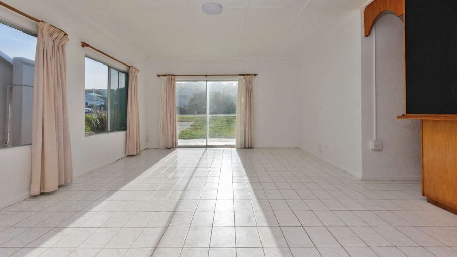 4 Bedroom Property for Sale in Agulhas Western Cape